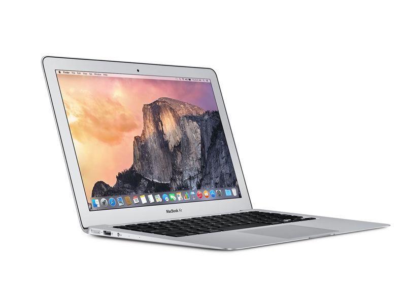 Apple MacBook Air (13" Early 2015) - Core i5-5250U - 4GB RAM - 128GB SSD - QUERTY (Schweden/Finnland) - Silver - Wie neu